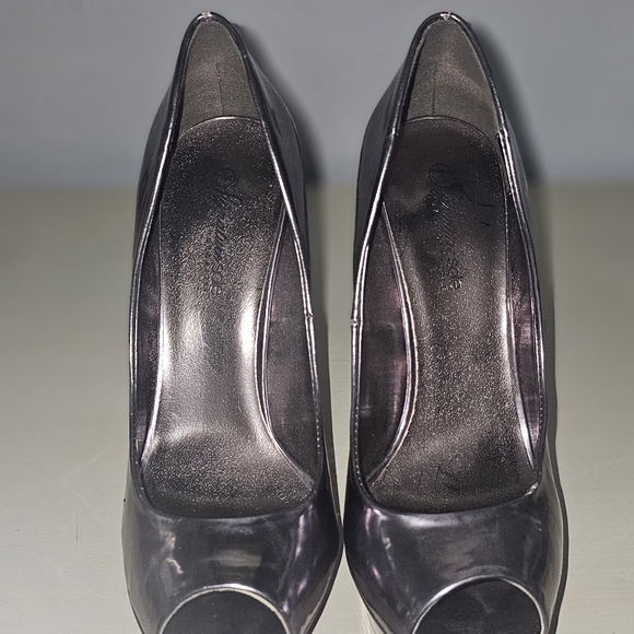 Metallic Heels - Picture 6 of 7